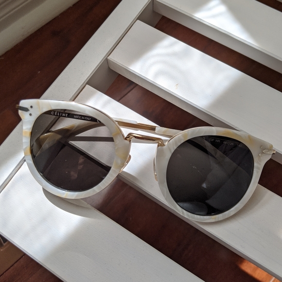 *SOLD* Céline Sunglasses - Picture 2 of 3